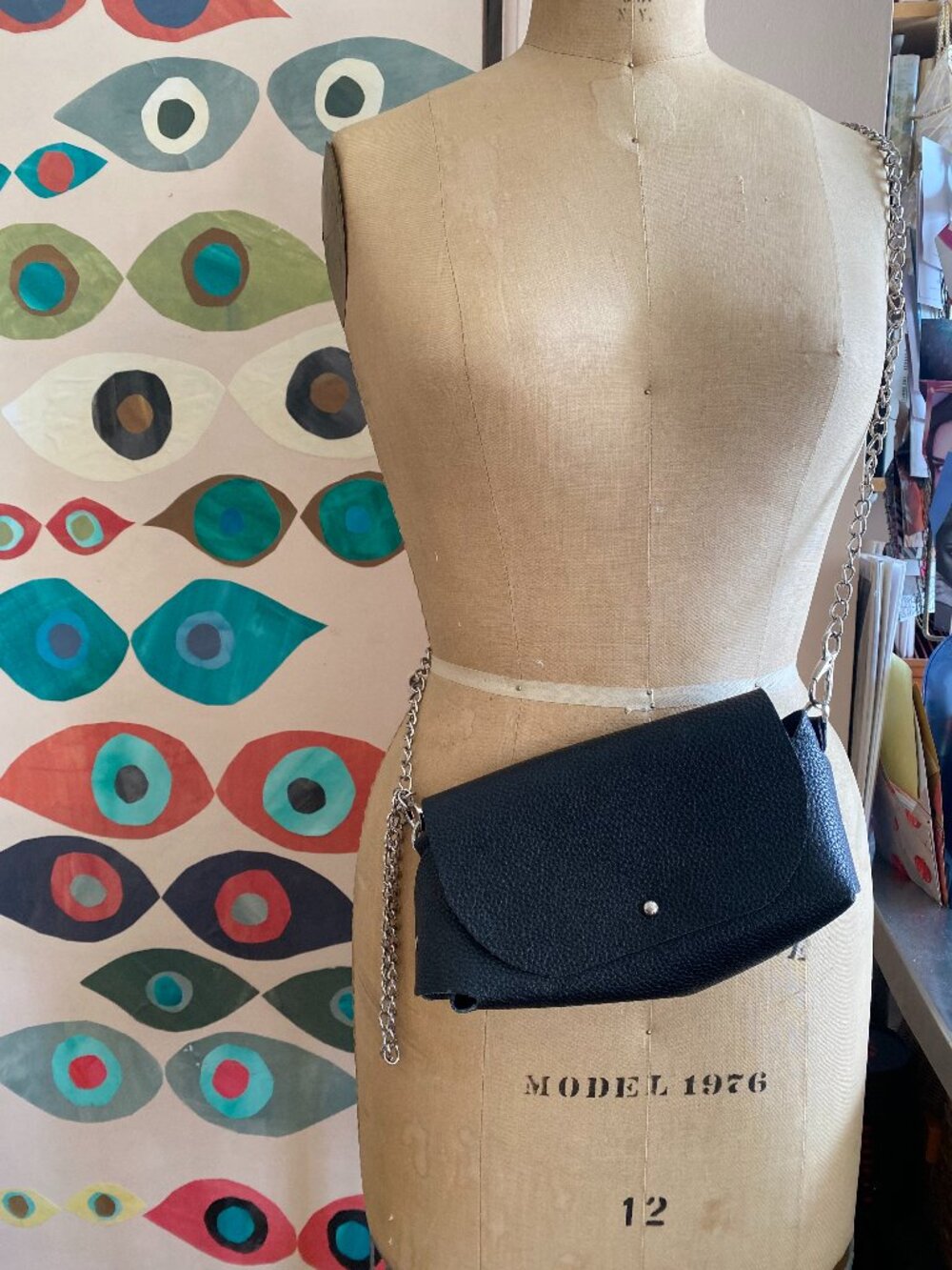 Handmade Black Leather Crossbody Bag – New York